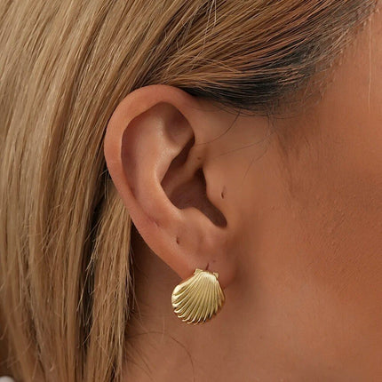 Vintage Shell-Inspired Stud Earrings for Women - Wnkrs