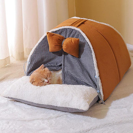 Acogedora cama de felpa para gatos