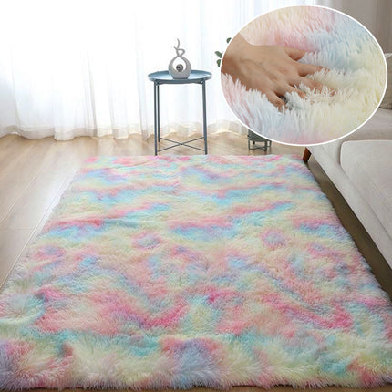 Tapis gris en peluche pour une décoration d'intérieur moderne