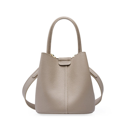 Bolso tipo cubo de piel para mujer