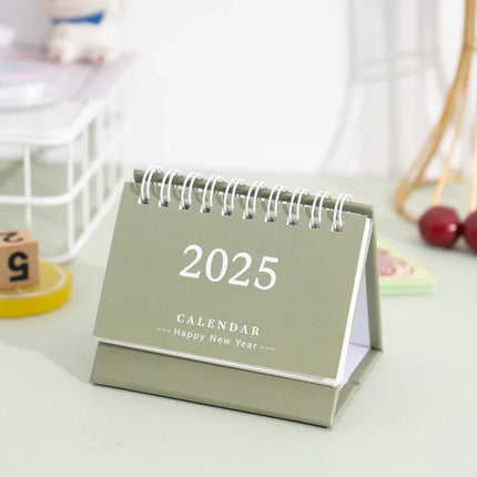 Calendario de escritorio Kawaii 2025 con lista de tareas pendientes y planificador diario