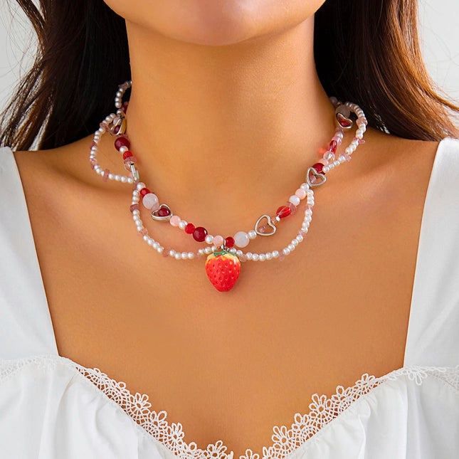 Elegante gargantilla de perlas con forma de corazón de fresa
