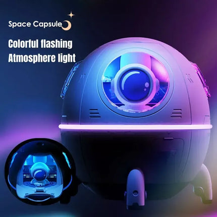 Compact Astronaut USB Air Humidifier with Colorful LED Lights - Wnkrs