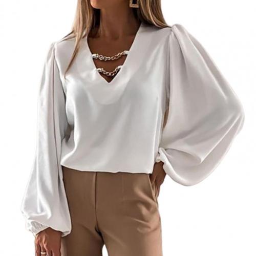 Women's Chain V Neck Long Sleeved Top - Wnkrs