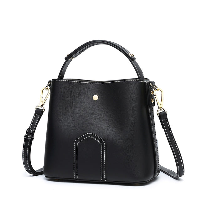 Women's Elegant Shoulder Bag - Wnkrs