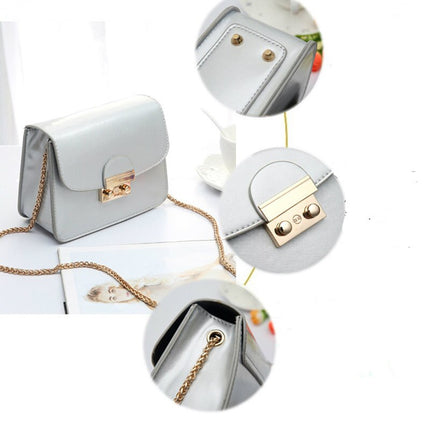 Women's Classic Leather Shoulder Bag - Wnkrs
