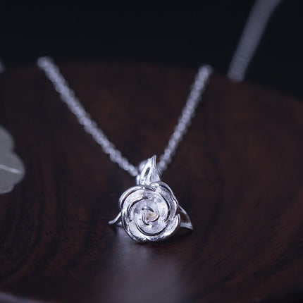 Elegant Romantic Rose Shaped Silver Pendant Necklace - Wnkrs