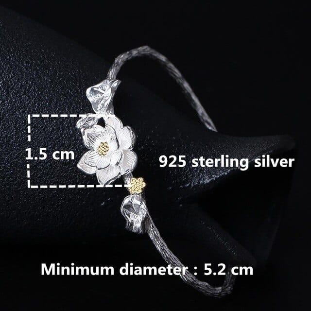 Elegant Vintage Flower Shaped Silver Bangle - Wnkrs