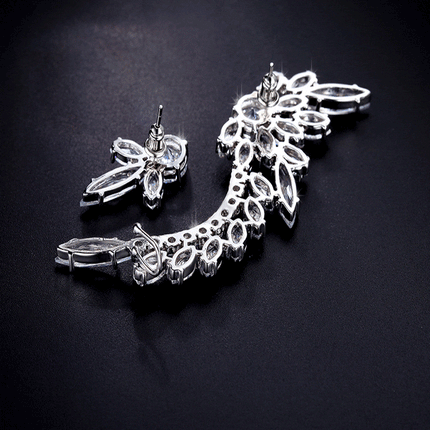 Women's Stylish Assymetrical Stud Earrings - wnkrs