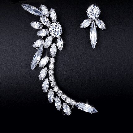 Women's Stylish Assymetrical Stud Earrings - wnkrs