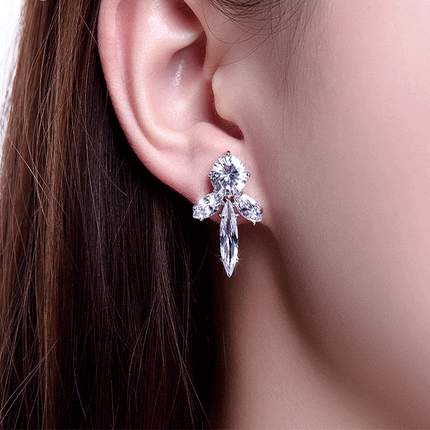 Women's Stylish Assymetrical Stud Earrings - wnkrs