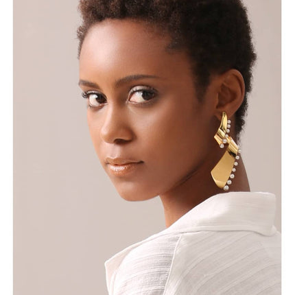 Women’s Luxury Pearls Drop Earrings - Wnkrs