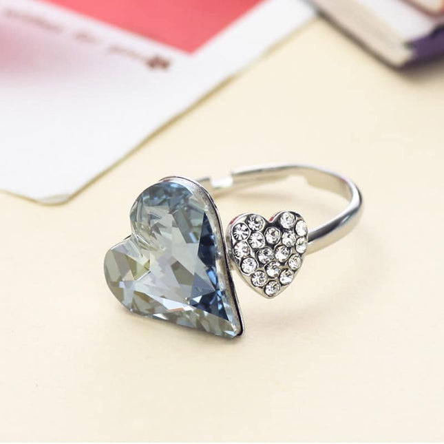 Crystal Heart Rhinestone Women’s Ring - Wnkrs