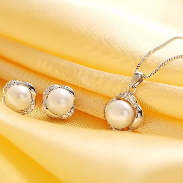 Exquisite Elegant Pearl Women’s Jewelry Set - Wnkrs