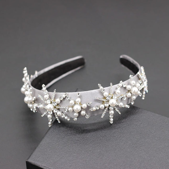 Women's Star Patterned Rhinestone Headband - Wnkrs