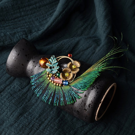 Handmade Boho Style Peacock Feather Brooch - wnkrs