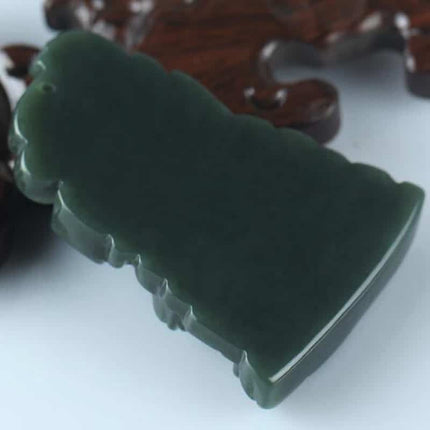 Carved Jade Guan Gong Pendant Amulet - Wnkrs