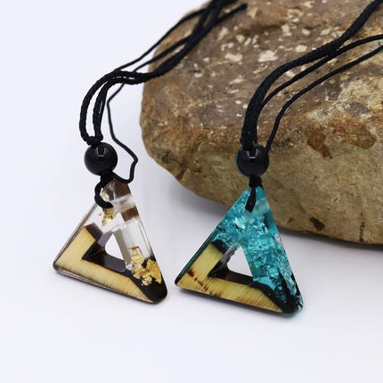 Men's Natural Resin and Wood Necklace - Wnkrs
