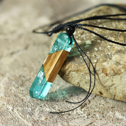 Men's Natural Resin and Wood Necklace - Wnkrs
