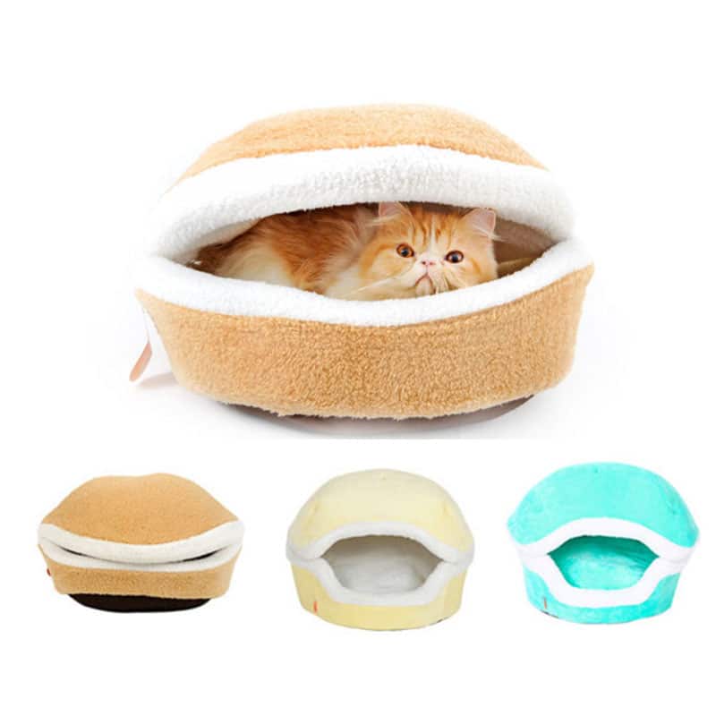 Warm Winter Cat Bed