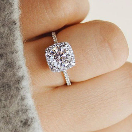 Luxury Crystal Engagement Ring for Women - Wnkrs