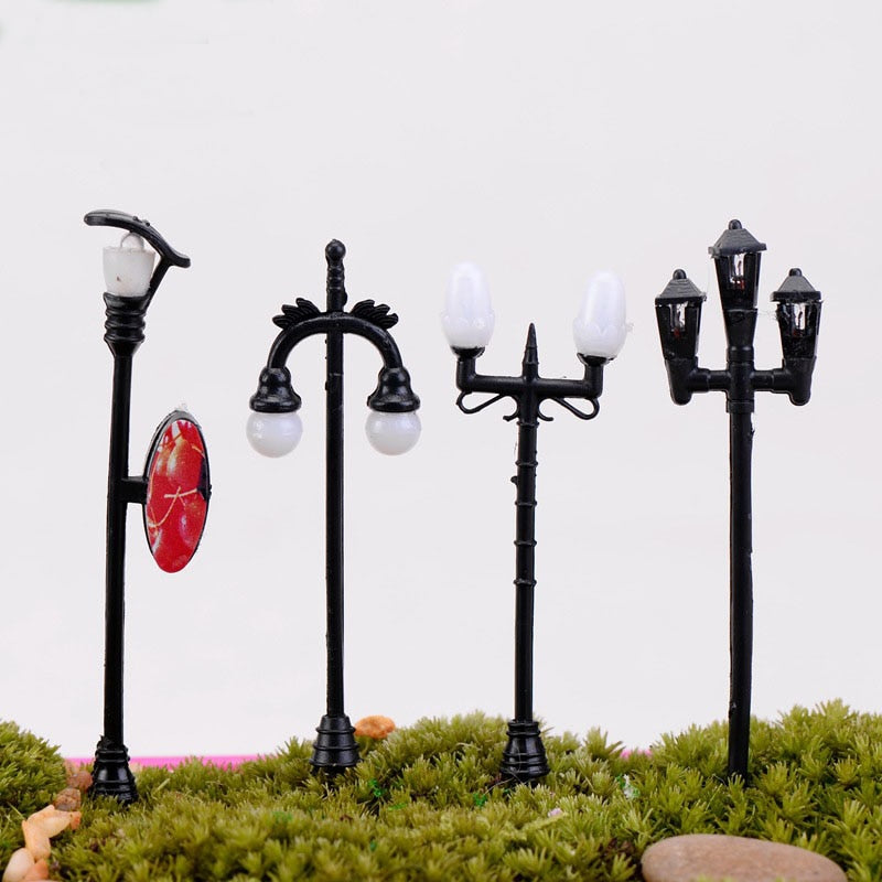 Cute Miniature Streetlights Set (5 pcs)