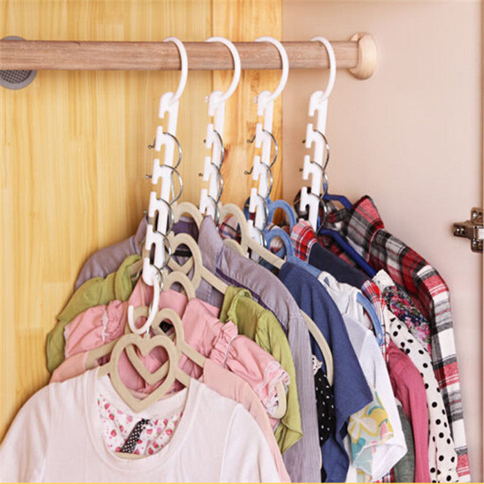 Clothes Hangers Organizer