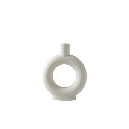 Multi-Shaped Ceramic Vase in White - wnkrs