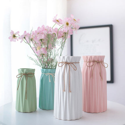 Bow Tied Vase - wnkrs