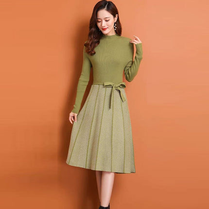 Elegant Pleated Women's Sweater Dress - wnkrs