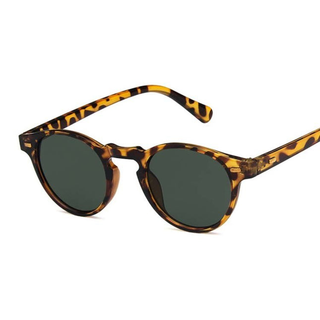 Unisex Oval Shaped Sunglasses - Wnkrs