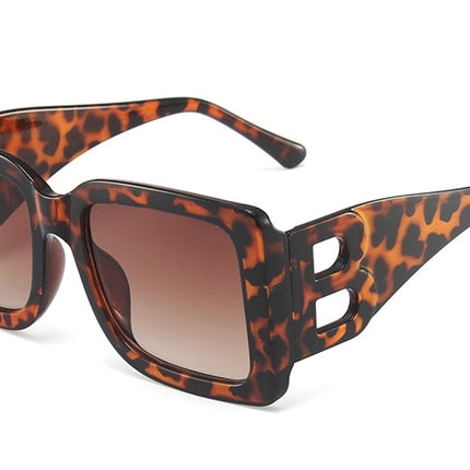 Women's Modern Design Square Sunglasses - wnkrs