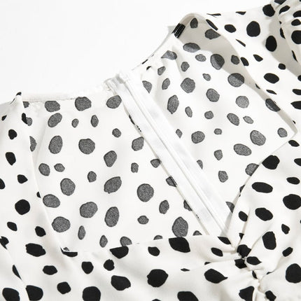 Slim Short Sleeved Casual Dress - Wnkrs