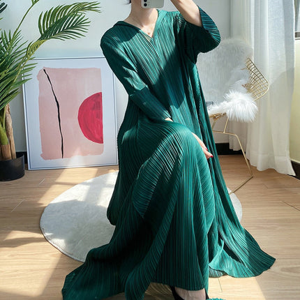 Women's Hooded Pleated Loose Maxi Dress - Wnkrs