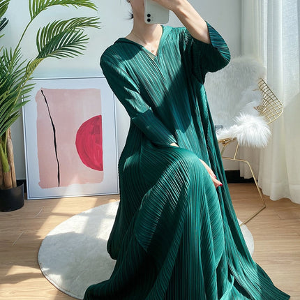 Women's Hooded Pleated Loose Maxi Dress - Wnkrs