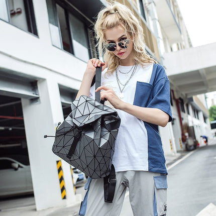 Women's Geometric Drawstring Backpack - Wnkrs