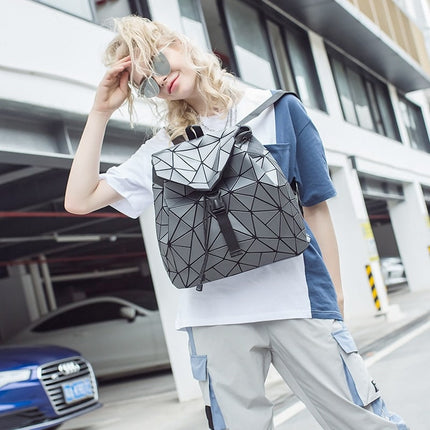 Women's Geometric Drawstring Backpack - Wnkrs
