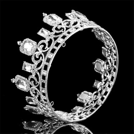 Women's Vintage Crystal Tiara - Wnkrs