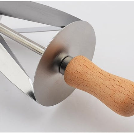 Rolling Cutter For Croissant Making - wnkrs