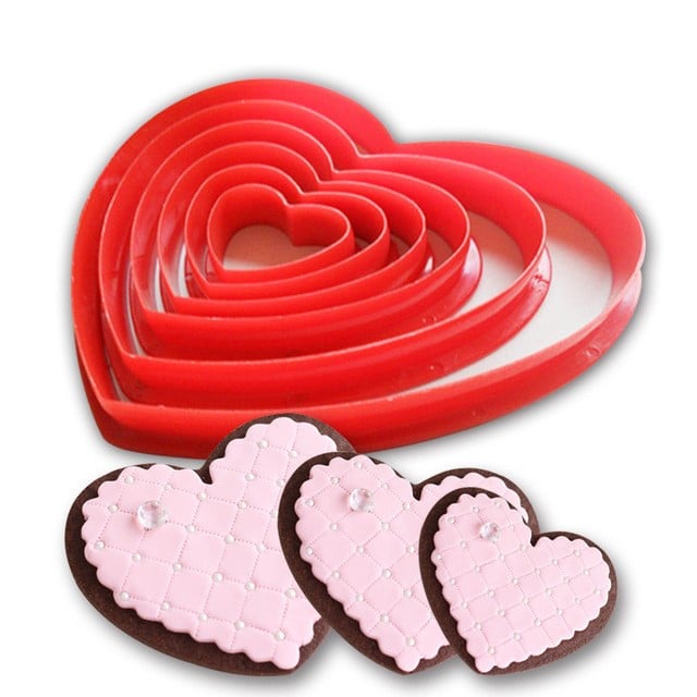 Heart Shaped Plastic Cookie Cutters Set of 6