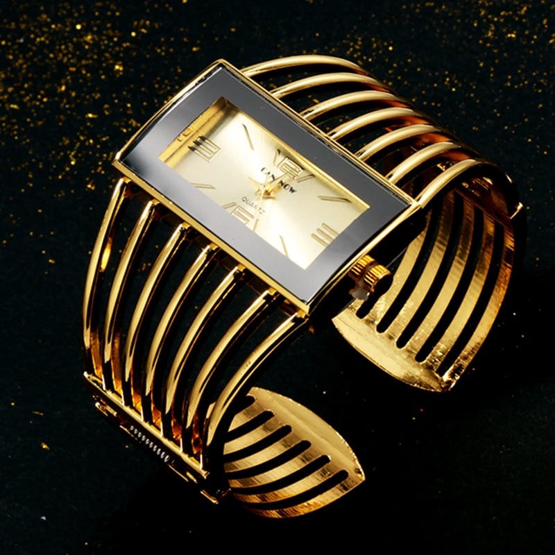 Luxurious Wristwatches for Women with Bracelet Strap