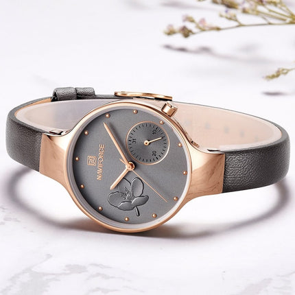 Women's Elegant Leather Quartz Watch - wnkrs