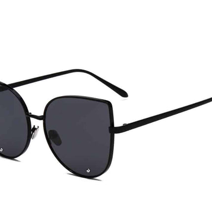 Cat Eye Shaped Sunglasses for Women - wnkrs