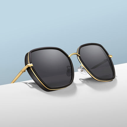 Women's Fashion Square Sunglasses - wnkrs