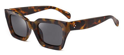 Elegant Boho Style Massive Frame Women's Sunglasses - wnkrs