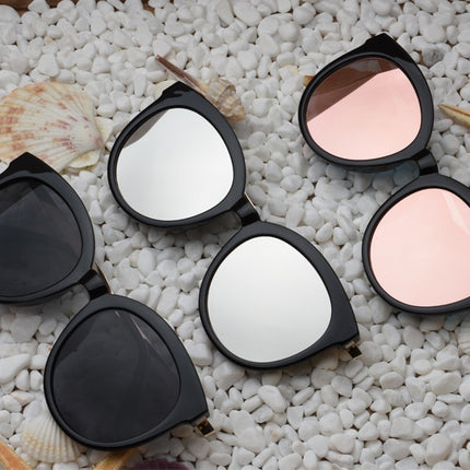 Fashionable Women's Round Sunglasses - wnkrs